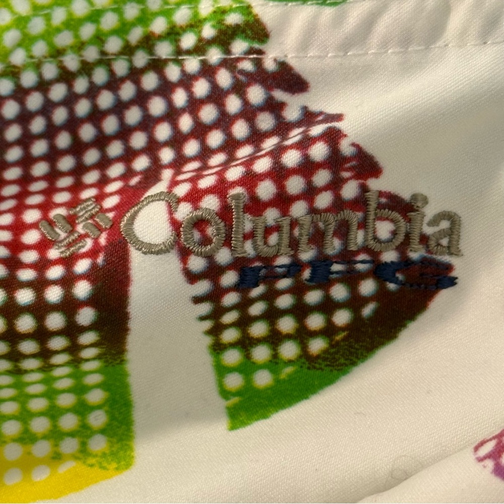 Columbia Colorful Women's Cargo Shorts - Picture 15 of 15